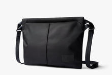 Load image into Gallery viewer, Laneway Sacoche 3.5 liters - CVRGRM