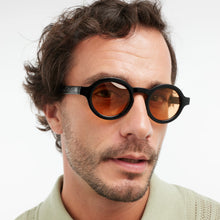 Load image into Gallery viewer, Barner Sun Glasses/ CHARLES Glossy - Black Noir