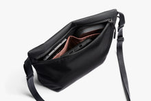 Load image into Gallery viewer, Laneway Sacoche 3.5 liters - CVRGRM