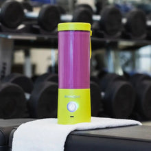 Load image into Gallery viewer, BlendJet V2 Portable Blender 475ml/16oz - Lime - CVRGRM