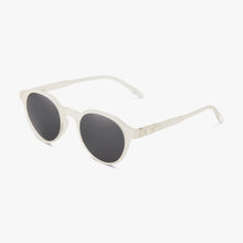 Load image into Gallery viewer, Barner Sun Glasses/ CHAMBERI - Coconut Milk