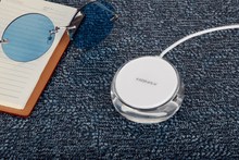 Load image into Gallery viewer, Momax Q.Dock Crystal Fast Wireless Charger - CVRGRM