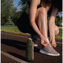 Load image into Gallery viewer, Porodo Lifestyle Fold-Flat Leakproof Silicone Bottle | 700mL, BPA-Free | Portable Hydration