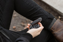 Load image into Gallery viewer, Orbitkey Crazy - Horse Key Organiser - OBSIDIAN/BLACK - CVRGRM