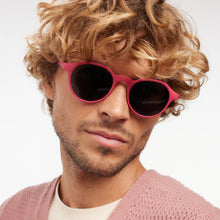 Load image into Gallery viewer, Barner Sun Glasses/ CHAMBERI Matte - Burgundy Red
