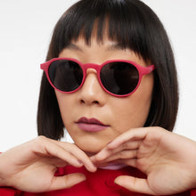 Load image into Gallery viewer, Barner Sun Glasses/ CHAMBERI Matte - Burgundy Red
