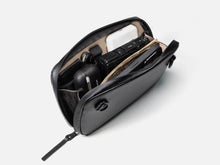 Load image into Gallery viewer, GRAMS28 131 Essential Pouch - Black
