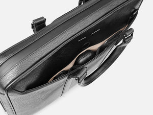 GRAMS28 176 Essential Briefcase - Black