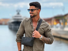 Load image into Gallery viewer, GRAMS28 157 Essential Sling - Black
