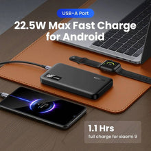 Load image into Gallery viewer, UGREEN 10000mAh Black PD 20W Fast Charging Portable Power Bank
