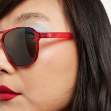 Load image into Gallery viewer, Barner Sun Glasses/ BRAD Glossy - Radiant Red

