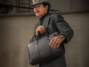 GRAMS28 176 Essential Briefcase - Black