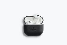 Load image into Gallery viewer, Pod Jacket Airpods (3rd Generation)- Black
