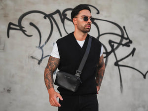 GRAMS28 157 Essential Sling - Black