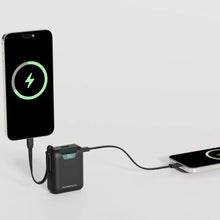 Load image into Gallery viewer, Powerology York 10000mAh Power Bank - Black
