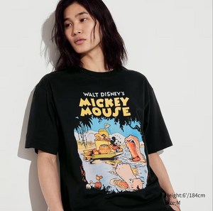 UNIQLO Disney Vintage Poster Collection UT (Oversized Short-Sleeve Graphic T-Shirt)