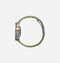 Load image into Gallery viewer, UNIQ Strova Flex Hybrid Stainless Steel Apple Watch Strap
