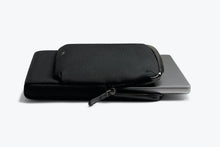 Load image into Gallery viewer, Laptop Caddy |16 inch - Black (Leather Free)

