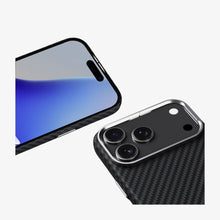 Load image into Gallery viewer, KNIT Hard Case iPhone 17 pro
