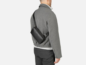 GRAMS28 157 Essential Sling - Black