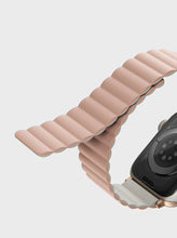 Load image into Gallery viewer, UNIQ Revix Reversible Apple Watch Strap (45/44/42mm) -Pink/Beige
