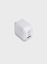 Load image into Gallery viewer, Uniq Verge Pro 66W GaN 3-Port Wall Charger US+UK adaptor
