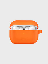 Load image into Gallery viewer, Uniq  Vencer (AirPods Pro/ 2nd Gen)- Orange

