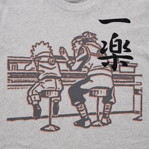 UNIQLO UT ARCHIVE ( NARUTO) GRAPHIC T-SHIRT  (X-Large)- Gray